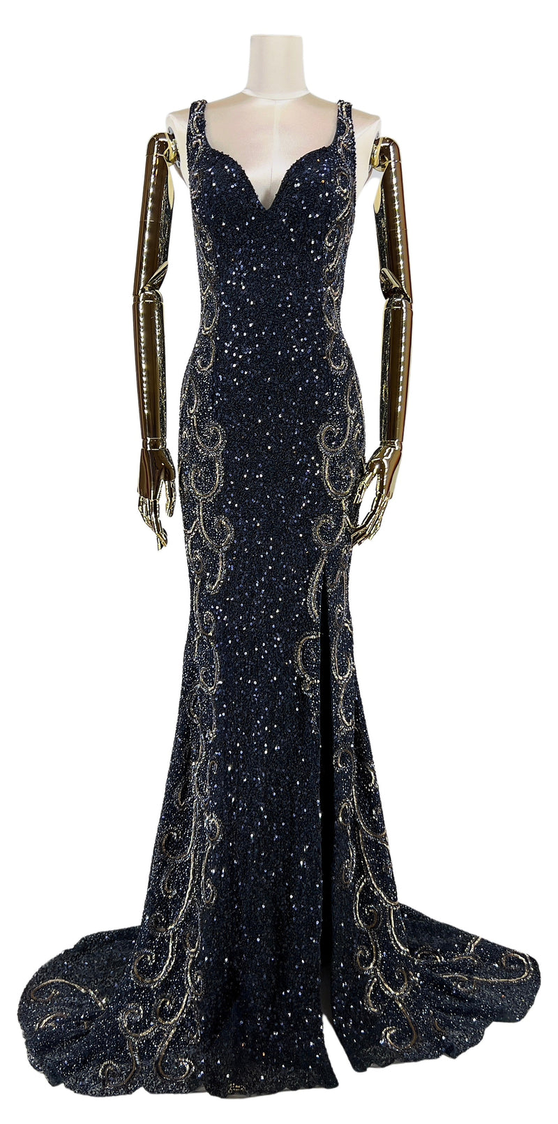 Midnatsblå Majestæt Gallakjole fra DressDesires, fremviser en fortryllende front med elegant design og sofistikerede detaljer, ideel til glamourøse aftener.